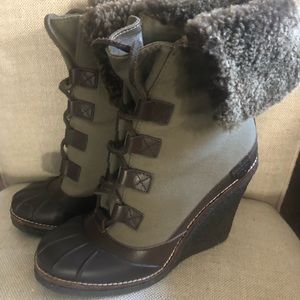 Tory Burch boots LIKE NEW!!